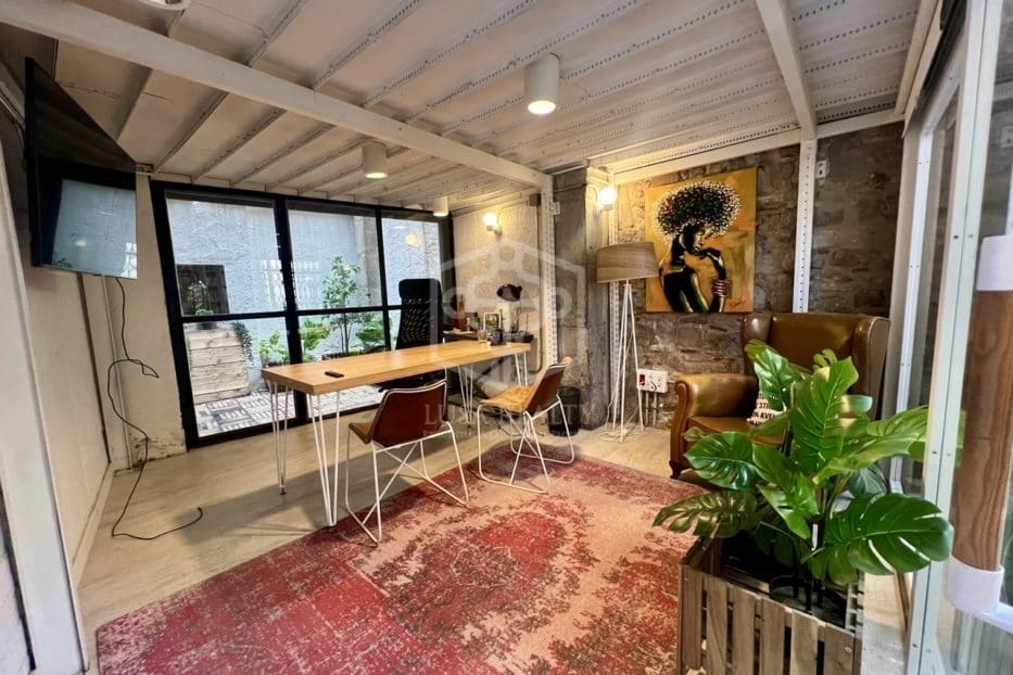 Erhverv til leje i Barcelona by - € 4.500 (Ref: 9238803)