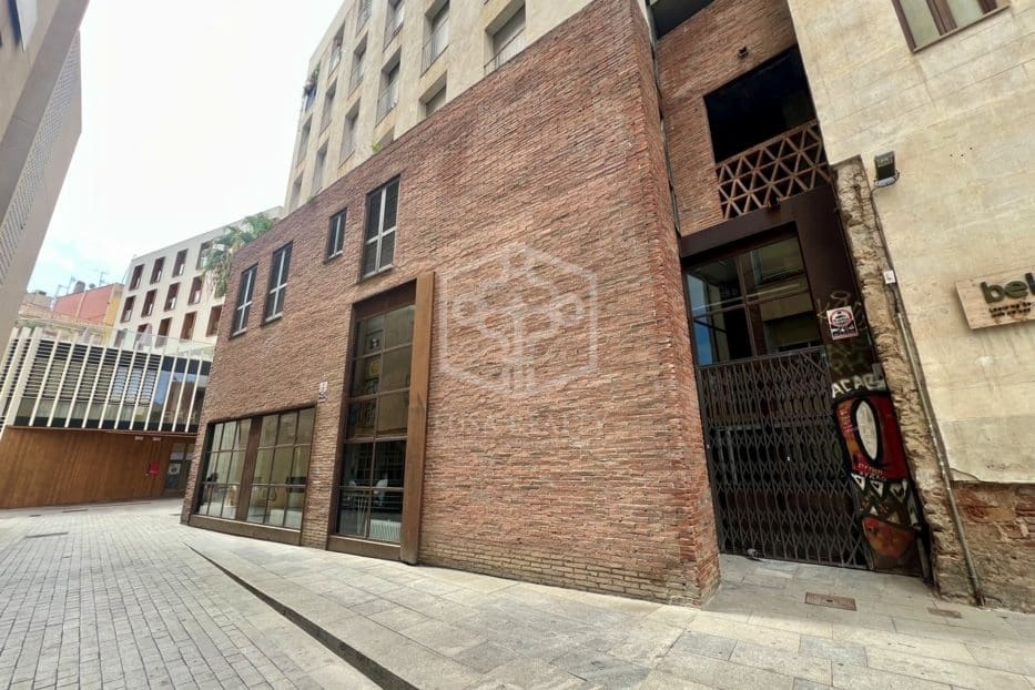 Erhverv til leje i Barcelona by - € 4.500 (Ref: 9238803)