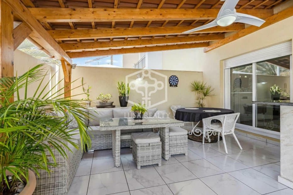 3 chambre Maison de Ville à vendre à Adeje - 790 000 € (Ref: 9263557)