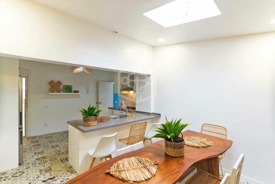 3 slaapkamer Huis te koop in Adeje - € 1.190.000 (Ref: 9267770)