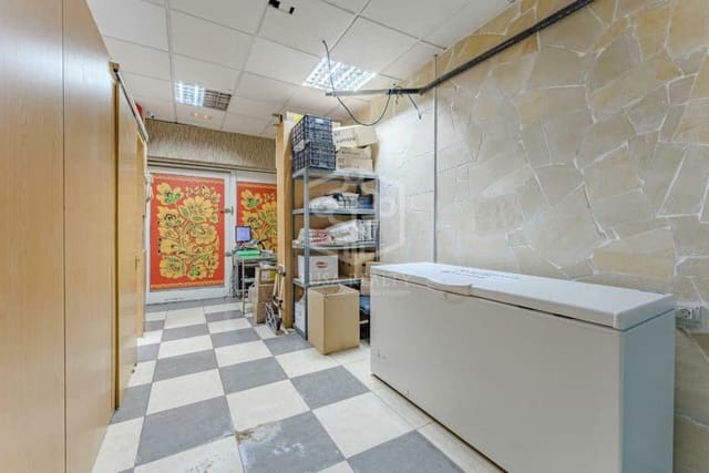 Local Commercial à vendre à Playa de las Americas, Arona - 998 000 € (Ref: 9267772)