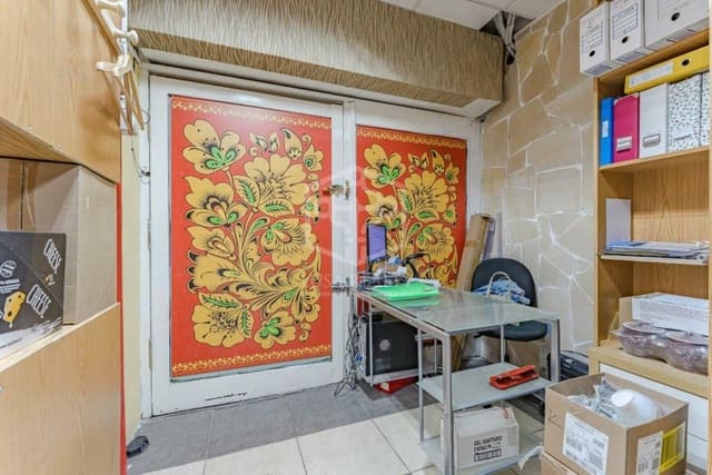 Local Commercial à vendre à Playa de las Americas, Arona - 998 000 € (Ref: 9267772)