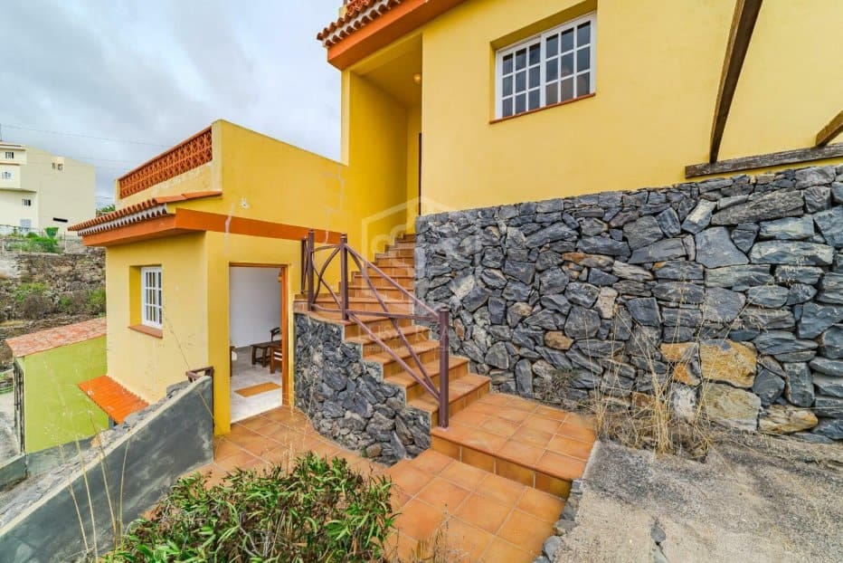 4 soveværelse Villa til salg i Guia de Isora - € 849.000 (Ref: 9307106)