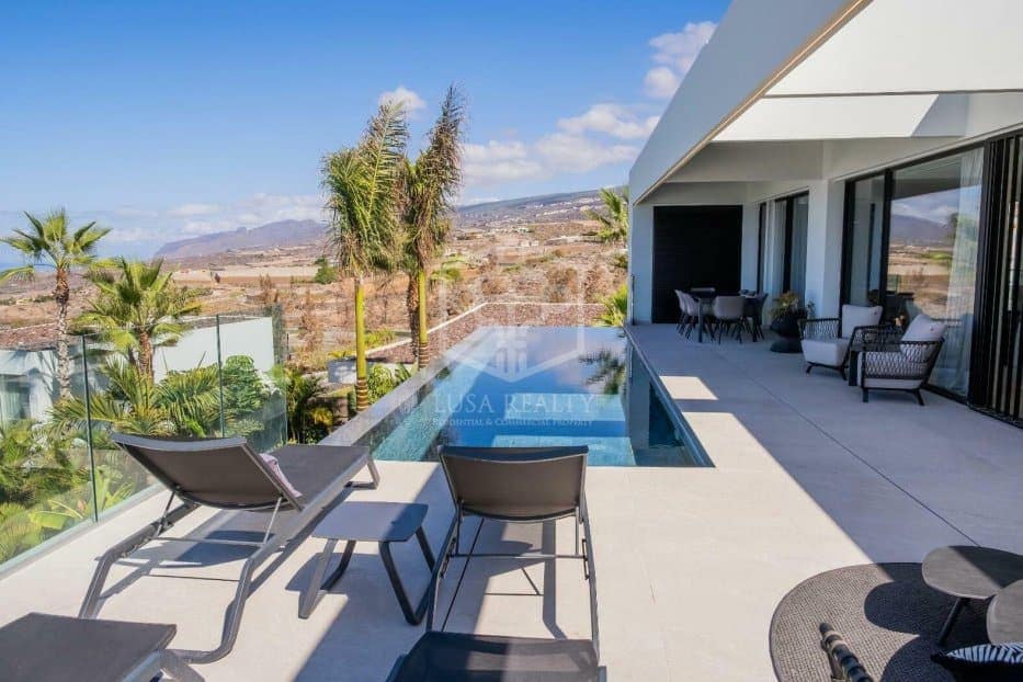 4 soveværelse Villa til salg i Guia de Isora - € 4.290.000 (Ref: 9325430)