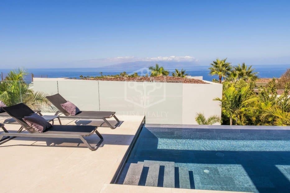 4 soveværelse Villa til salg i Guia de Isora - € 4.290.000 (Ref: 9325430)