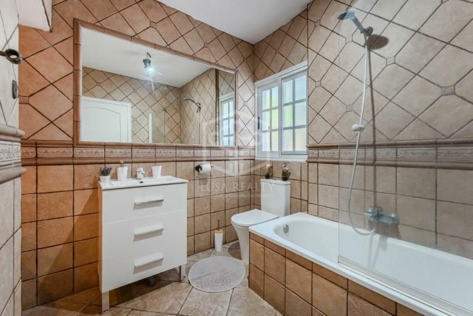 5 camera da letto Villa in vendita in Guia de Isora - 977.000 € (Rif: 9325431)