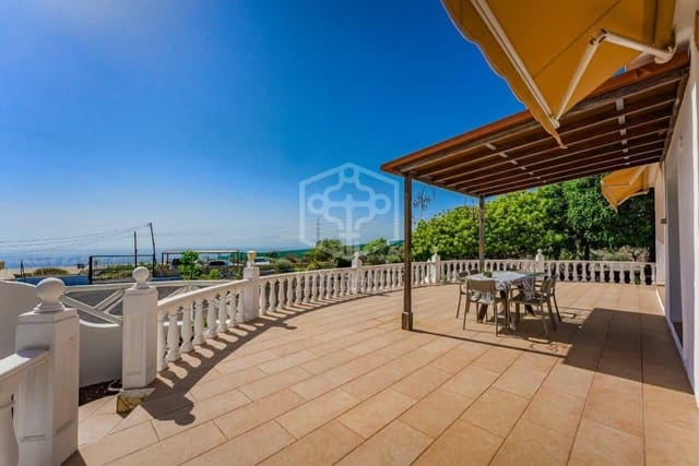 5 chambre Villa/Maison à vendre à Guía de Isora - 977 000 € (Ref: 9325431)