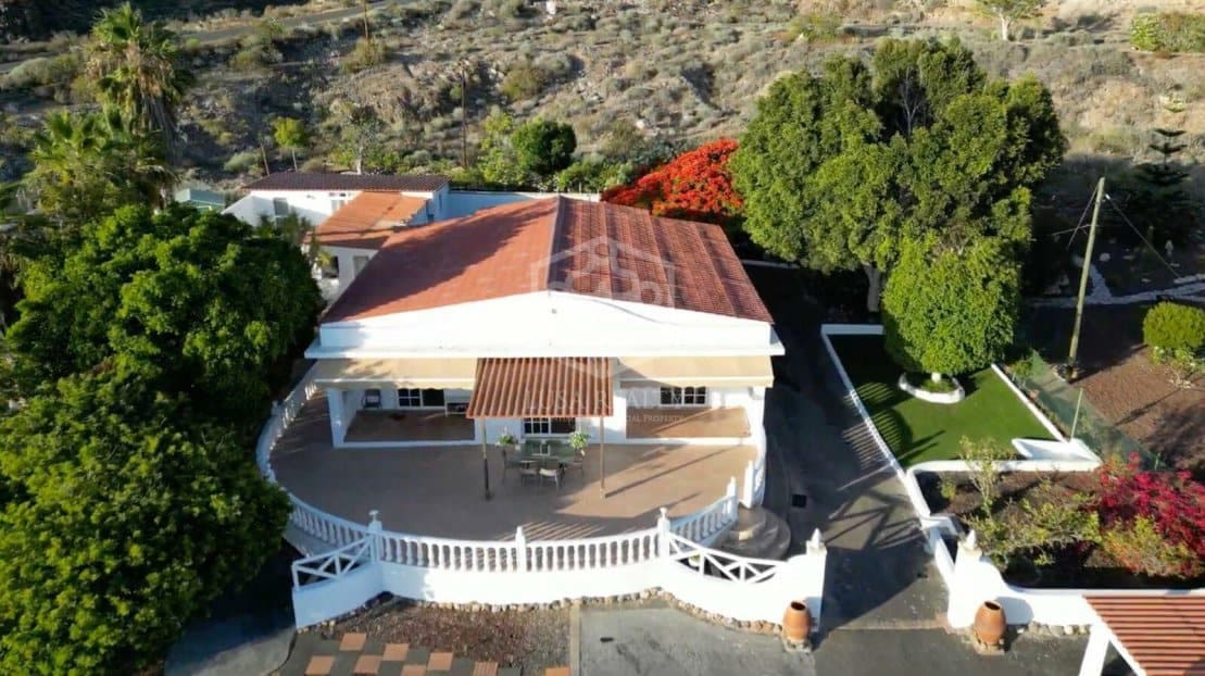 5 camera da letto Villa in vendita in Guia de Isora - 977.000 € (Rif: 9325431)