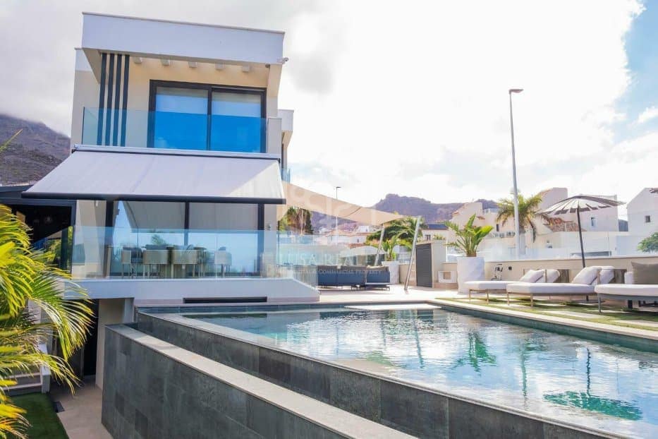 4 chambre Villa/Maison à vendre à Adeje - 3 500 000 € (Ref: 9357596)