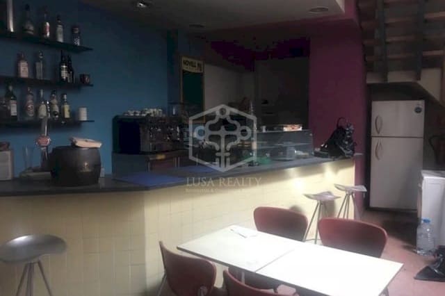 Restaurant/bar te koop in El Raval, Barcelona stad - € 350.000 (Ref: 9371159)
