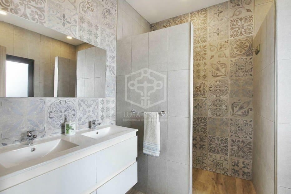 4 slaapkamer Villa te koop in Armenime - € 785.000 (Ref: 9372242)