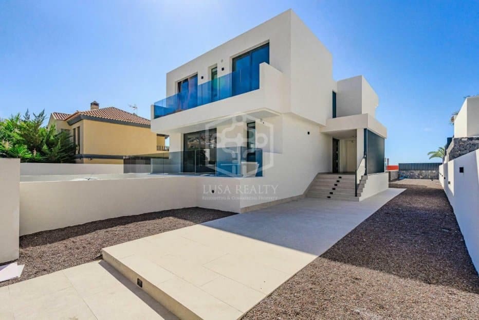 5 soverom Villa til salgs i Adeje - € 3 500 000 (Ref: 9394391)