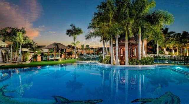 4 soverom Villa til salgs i Playa de las Americas, Arona - € 1 800 000 (Ref: 9394392)