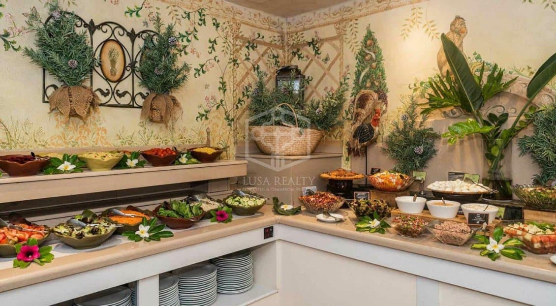 4 soverom Villa til salgs i Arona - € 1 800 000 (Ref: 9394392)