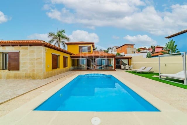 4 slaapkamer Villa te koop in Tacoronte - € 938.520 (Ref: 9394394)