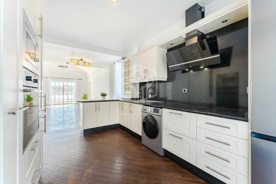 3 soveværelse Lejlighed til salg i Adeje - € 875.000 (Ref: 9394395)