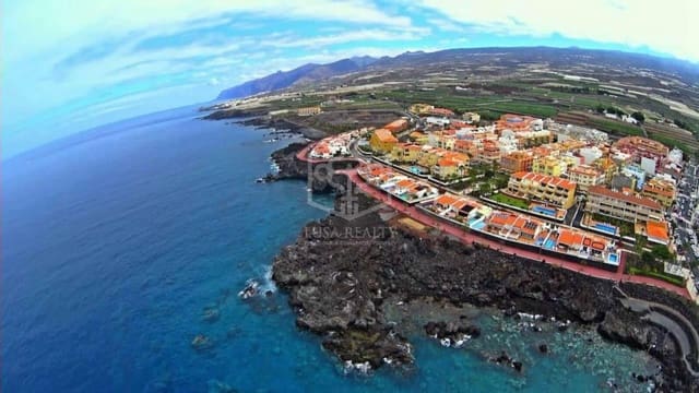 Kaupallinen myytävänä paikassa Alcala, Guía de Isora - 1 100 000 € (Ref: 9409867)