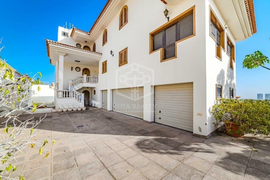 8 chambre Villa/Maison à vendre à Santa Cruz de Tenerife - 2 490 000 € (Ref: 9426361)