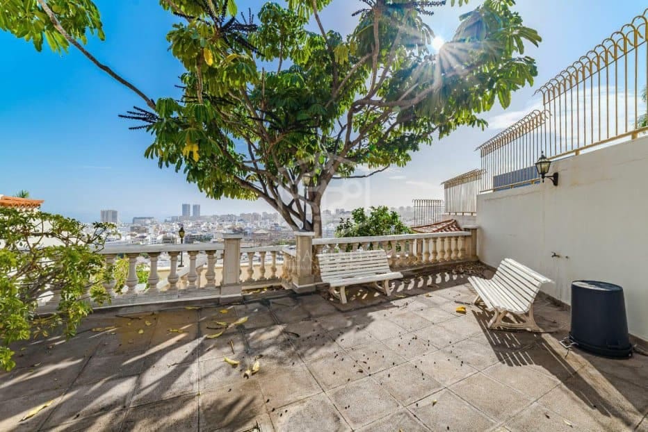8 chambre Villa/Maison à vendre à Santa Cruz de Tenerife - 2 490 000 € (Ref: 9426361)