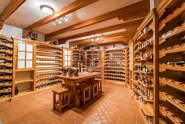 8 sypialnia Willa na sprzedaż w Las Mimosas, Santa Cruz de Tenerife - 2 490 000 € (Ref: 9426361)