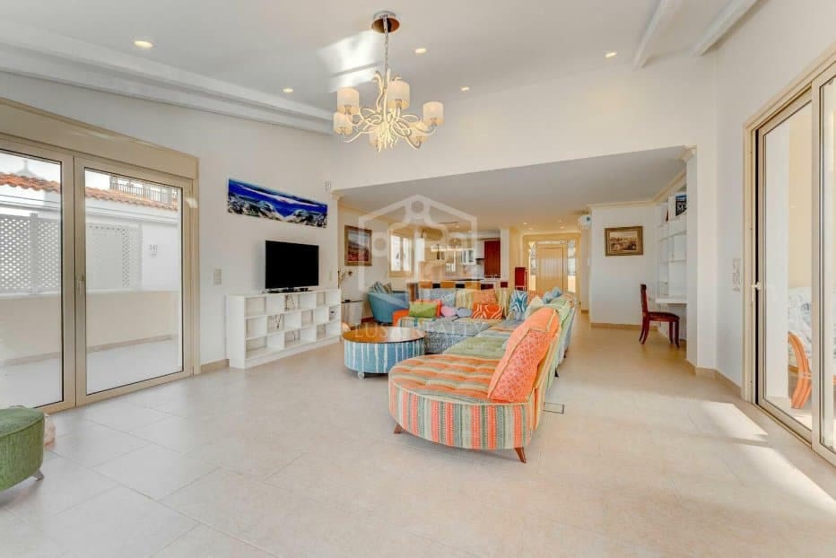 Chalet de 4 habitaciones en Adeje en venta - 5.500.000 € (Ref: 9450841)