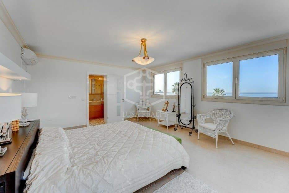 Chalet de 4 habitaciones en Adeje en venta - 5.500.000 € (Ref: 9450841)