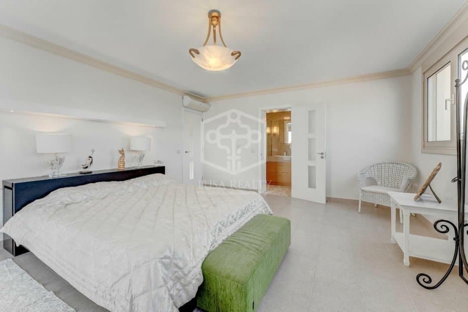 Chalet de 4 habitaciones en Adeje en venta - 5.500.000 € (Ref: 9450841)