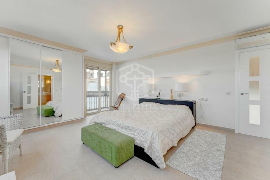 Chalet de 4 habitaciones en Adeje en venta - 5.500.000 € (Ref: 9450841)