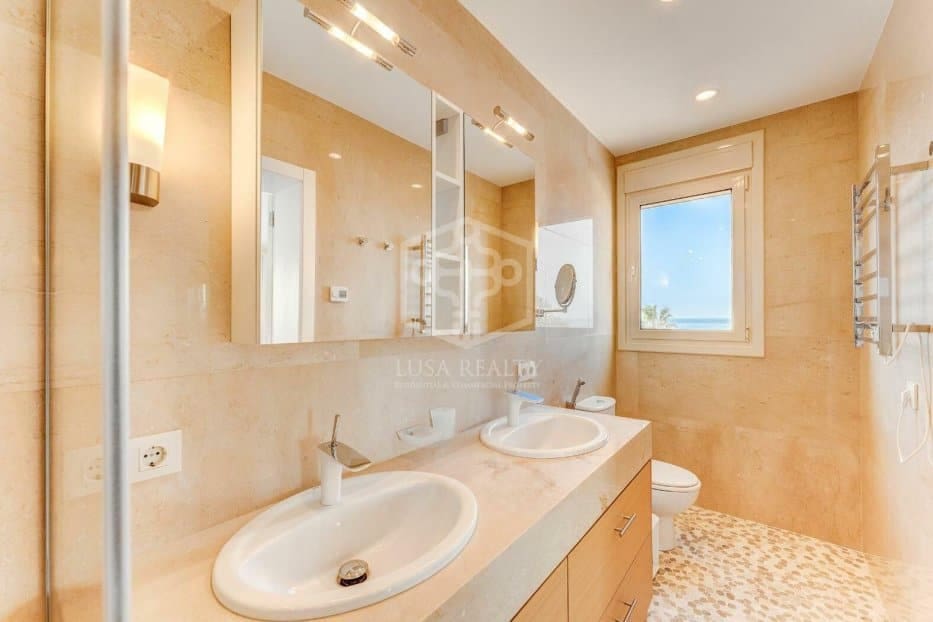 Chalet de 4 habitaciones en Adeje en venta - 5.500.000 € (Ref: 9450841)