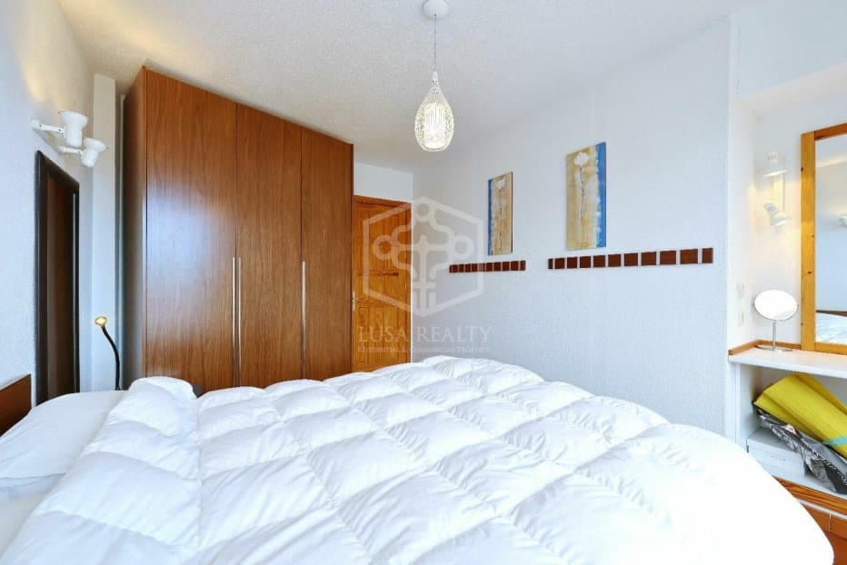 27 sovrum Kommersiell till salu i Arona - 3 500 000 € (Ref: 9450842)