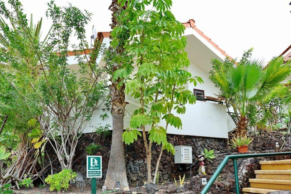 27 sovrum Kommersiell till salu i Arona - 3 500 000 € (Ref: 9450842)