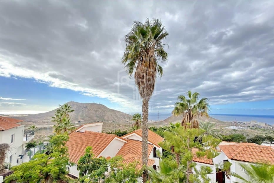 27 sovrum Kommersiell till salu i Arona - 3 500 000 € (Ref: 9450842)