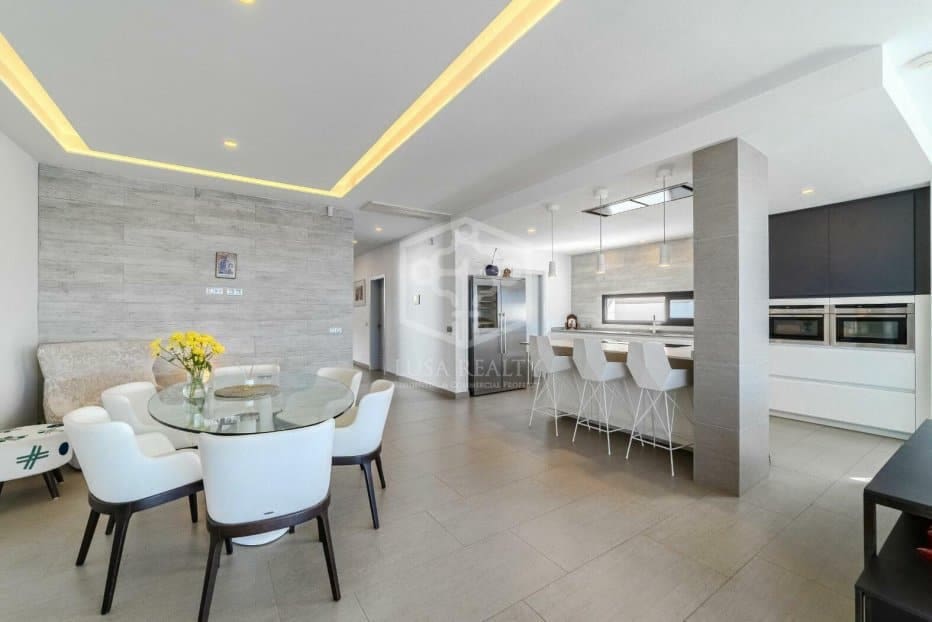 5 soverom Villa til salgs i Adeje - € 2 950 000 (Ref: 9450843)