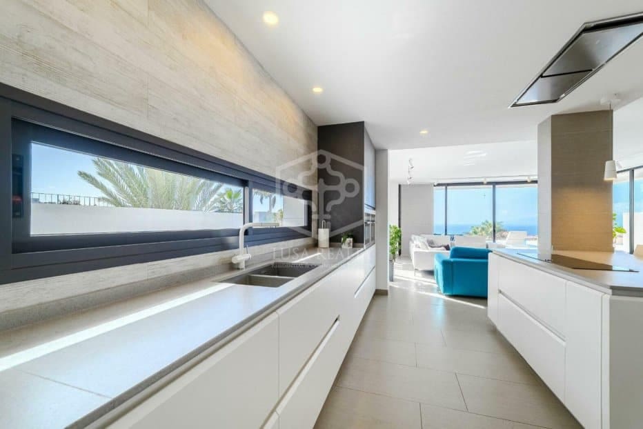 5 soverom Villa til salgs i Adeje - € 2 950 000 (Ref: 9450843)