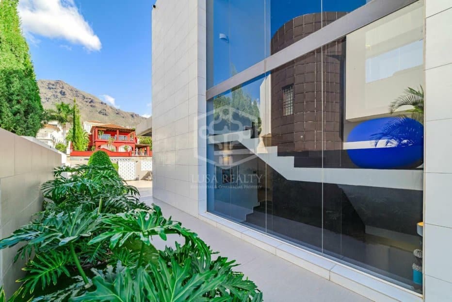 5 soverom Villa til salgs i Adeje - € 2 950 000 (Ref: 9450843)