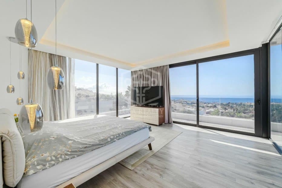 5 soverom Villa til salgs i Adeje - € 2 950 000 (Ref: 9450843)