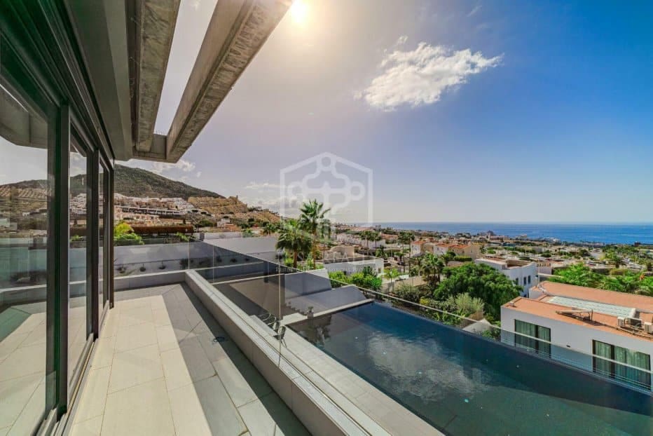 5 soverom Villa til salgs i Adeje - € 2 950 000 (Ref: 9450843)