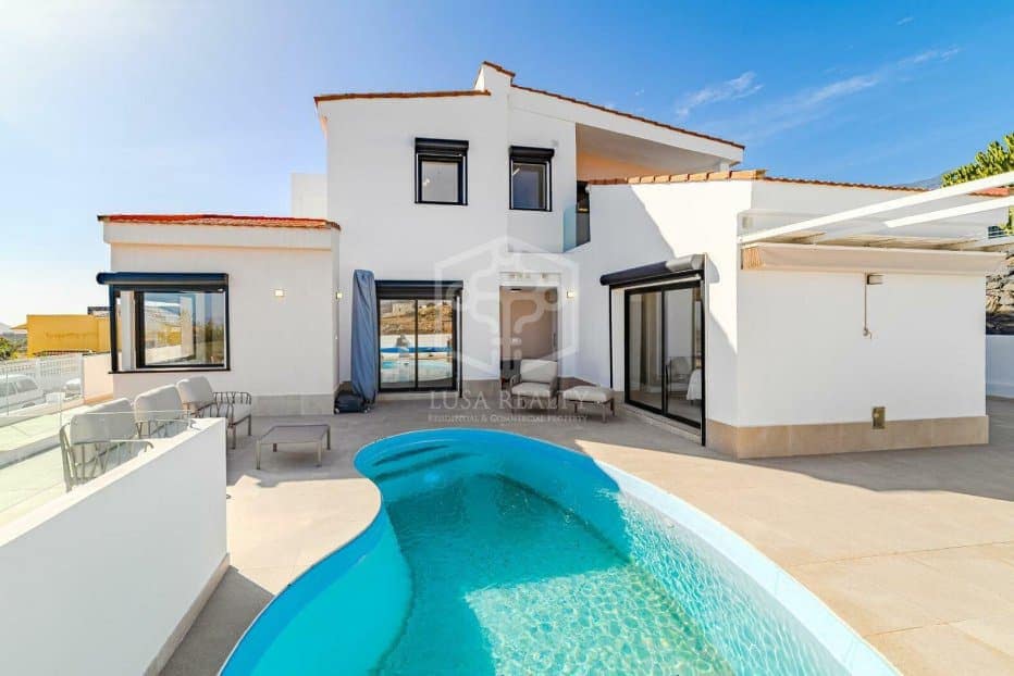 4 soverom Villa til salgs i Candelaria - € 990 000 (Ref: 9450846)