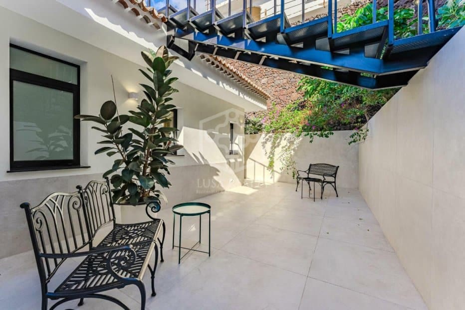 4 soverom Villa til salgs i Adeje - € 2 600 000 (Ref: 9500332)