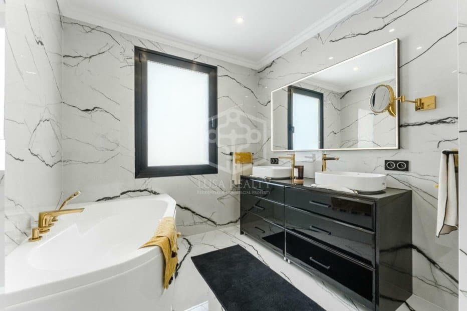 4 soverom Villa til salgs i Adeje - € 2 600 000 (Ref: 9500332)