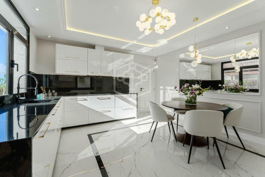 4 soverom Villa til salgs i Adeje - € 2 600 000 (Ref: 9500332)