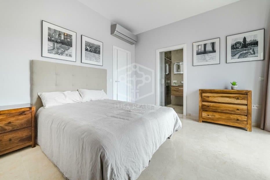 5 bedroom Villa for sale in Adeje - € 2,300,000 (Ref: 9500333)