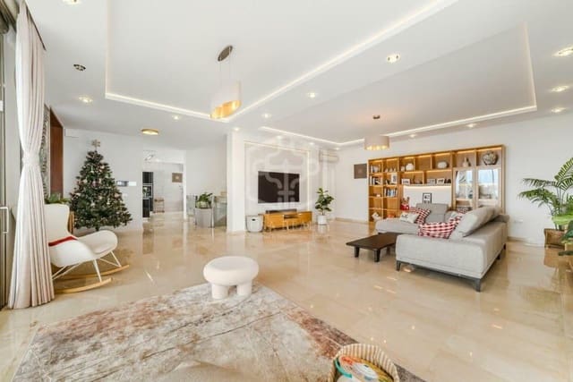 5 bedroom Villa for sale in Torviscas Centro y Alto, Adeje - € 2,300,000 (Ref: 9500333)