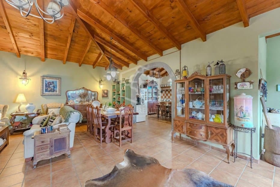 4 bedroom Villa for sale in Icod de los Vinos - € 950,000 (Ref: 9500336)