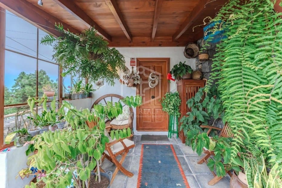 4 bedroom Villa for sale in Icod de los Vinos - € 950,000 (Ref: 9500336)