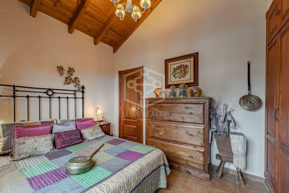 4 bedroom Villa for sale in Icod de los Vinos - € 950,000 (Ref: 9500336)