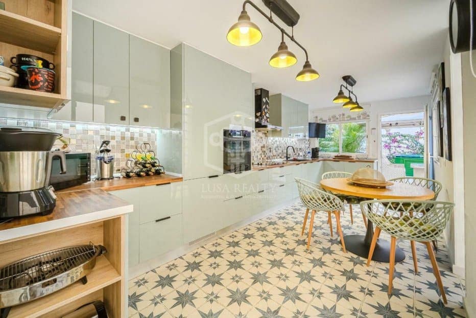 3 Zimmer Haus zu verkaufen in Arona - 750.000 € (Ref: 9500337)