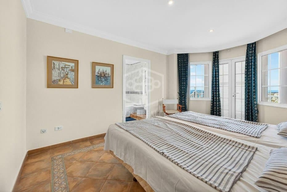 5 Zimmer Villa zu verkaufen in Adeje - 2.500.000 € (Ref: 9522824)