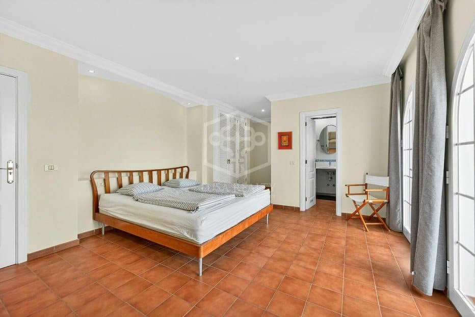 5 Zimmer Villa zu verkaufen in Adeje - 2.500.000 € (Ref: 9522824)