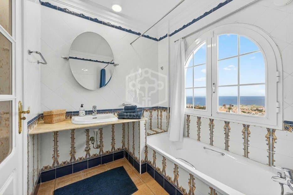 5 Zimmer Villa zu verkaufen in Adeje - 2.500.000 € (Ref: 9522824)